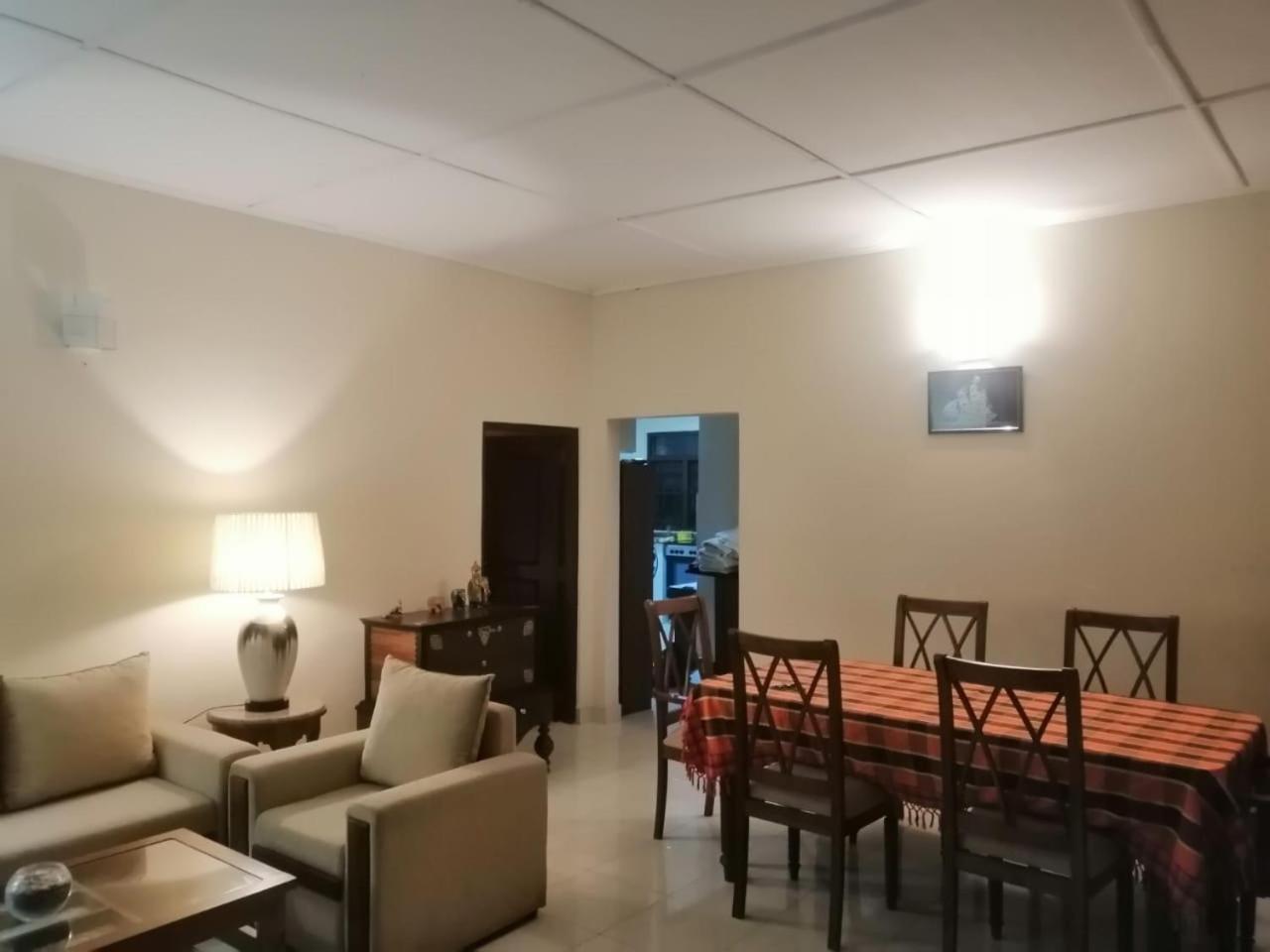 Nalendra Villa - Oceanfront Hikkaduwa Exterior foto