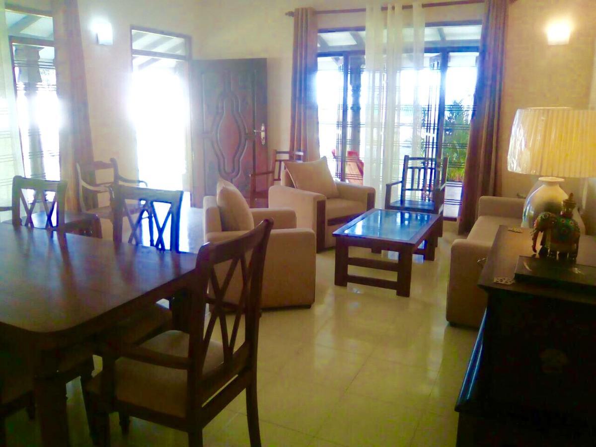 Nalendra Villa - Oceanfront Hikkaduwa Exterior foto